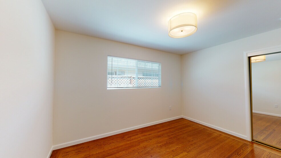 Building Photo - 2073 Trinity St