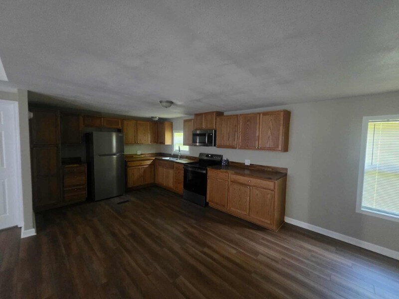 Building Photo - 205 Bud Black Rd