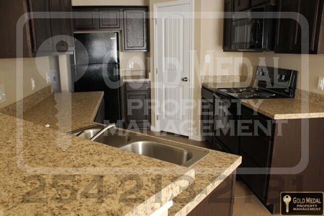 Building Photo - 4505 Cambridge Dr