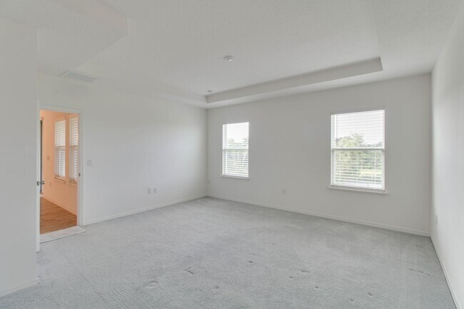 Building Photo - 2525 Carriage Pointe Loop