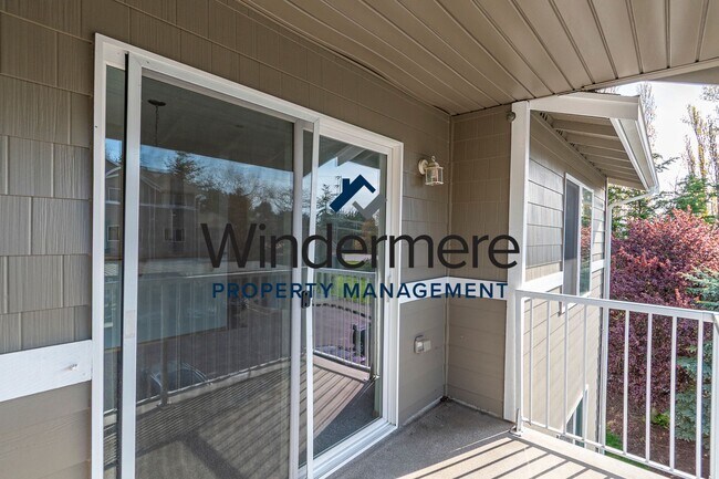 Building Photo - *Half Off First Month's Rent* 2 Bed 2 Bath...