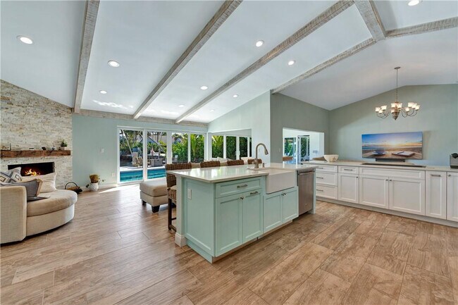 Building Photo - 2711 Boone Dr