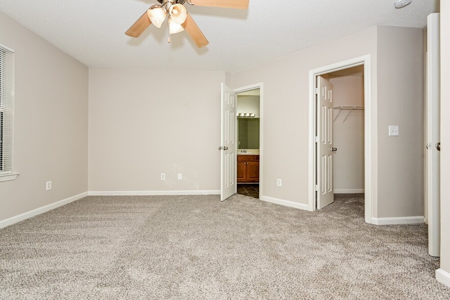 Building Photo - 2499 Brianna Dr