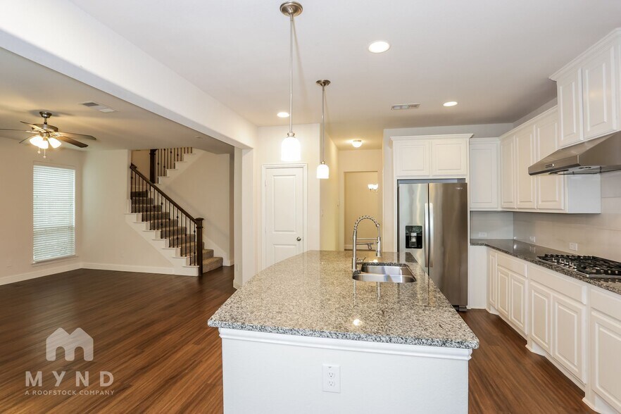 Building Photo - 3025 Damsel Sauvage Ln