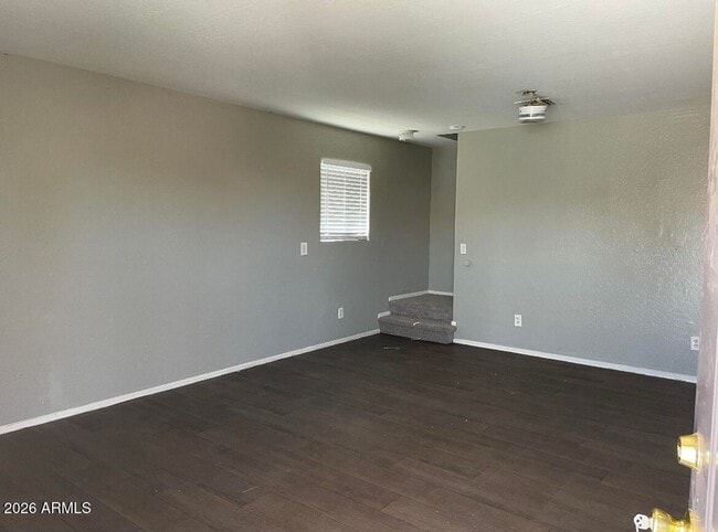 Building Photo - 1429 S 15th Ave