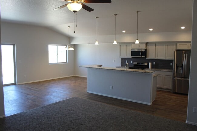 Building Photo - $2400 - 3BR/2BA Newly Built House in Puebl...