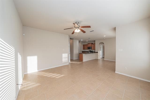 Building Photo - 643 Alexander St