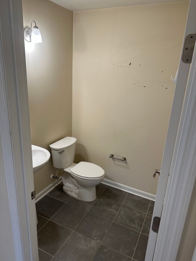 Building Photo - 39 19th St