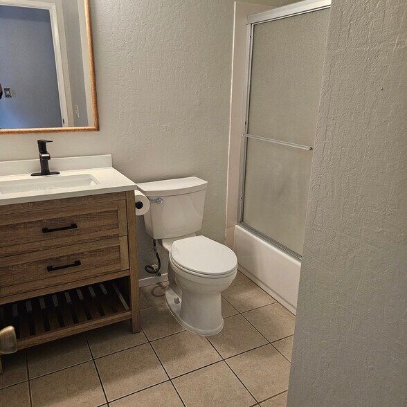 Building Photo - 2838 Saint Denis Dr