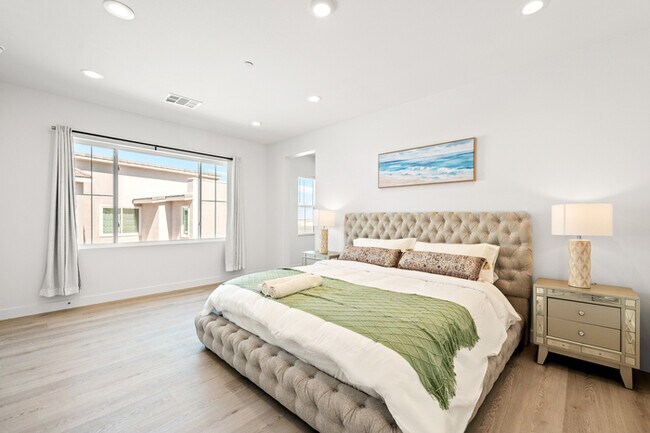 Building Photo - Turnkey Furnished 4BR Home in Palm Desert ...