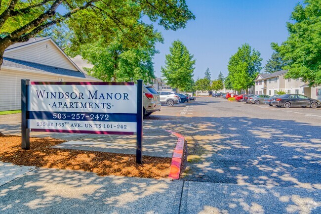 Building Photo - Windsor Manor Apartments