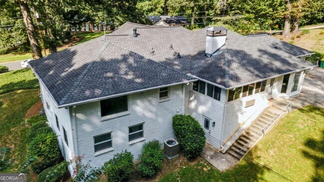 Building Photo - 460 Riverside Pkwy
