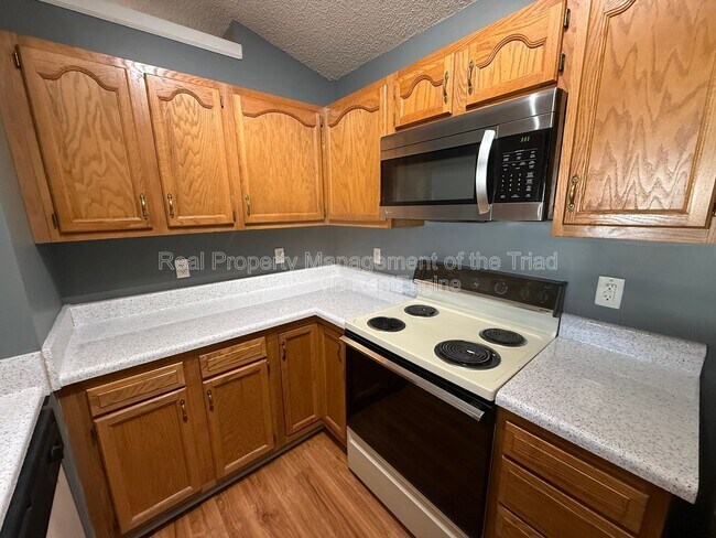 Building Photo - 3614 Morris Farm Dr