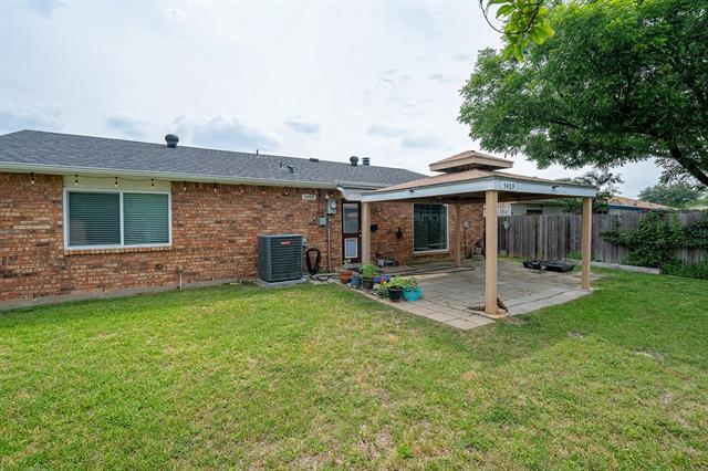 Building Photo - 5409 Slay Dr