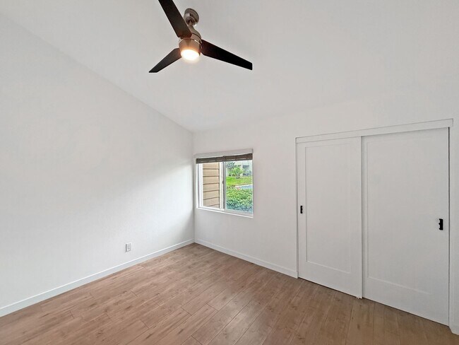 Building Photo - 3B/2BA Home in Encinitas Now Available for...