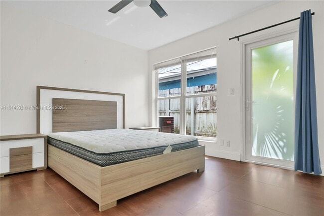 Building Photo - 4721 W Park Rd