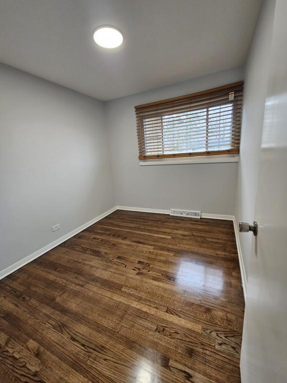 Building Photo - 1395 Freeland Ave