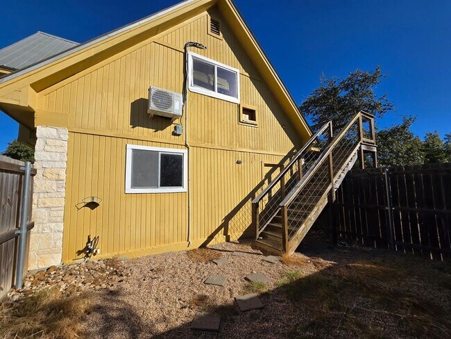 Building Photo - 24369 Bingham Creek Rd