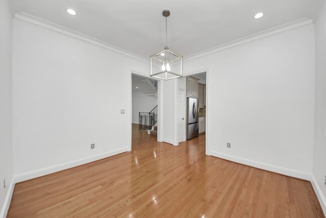 Building Photo - 2314 Dorrington St