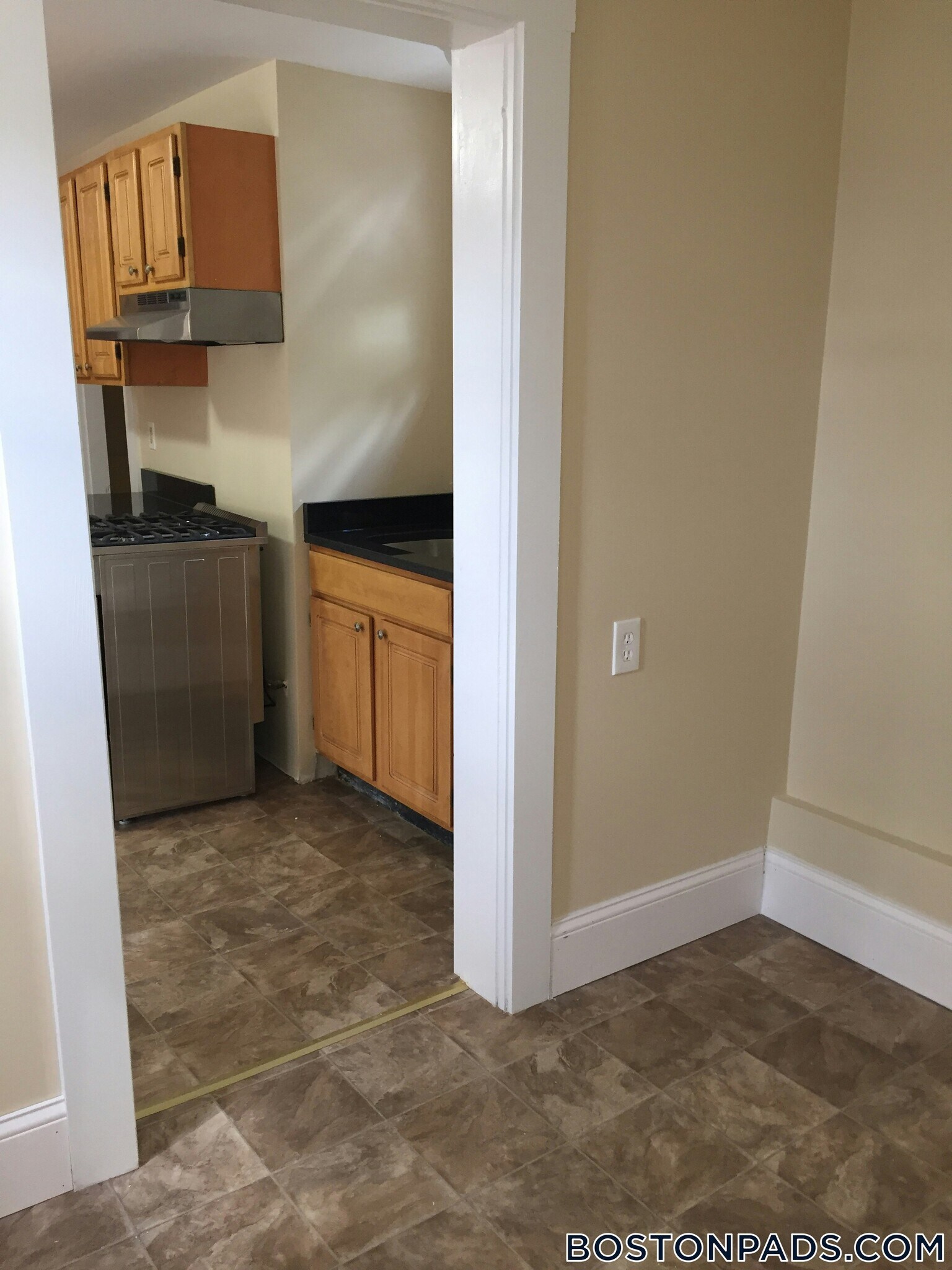 Building Photo - 53 W Seventh St