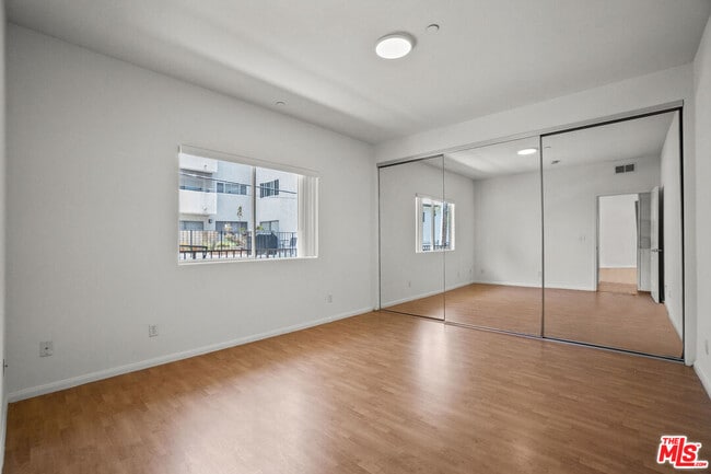 Building Photo - 1804 Camden Ave