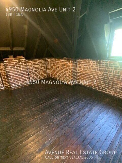 Building Photo - 4950 Magnolia Ave