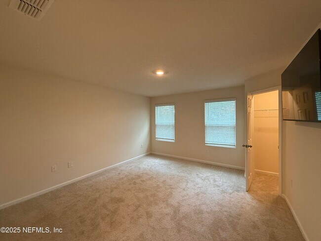 Building Photo - 967 Observatory Pkwy