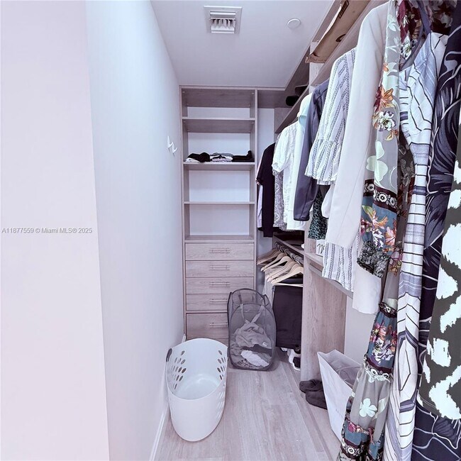 Building Photo - 55 SW 9th St