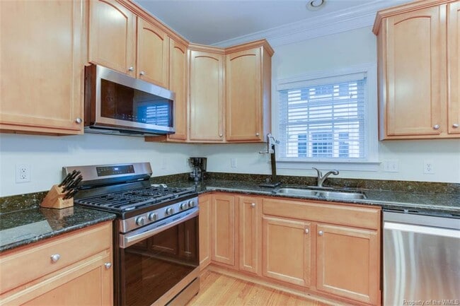 Building Photo - 4609 Town Creek Dr