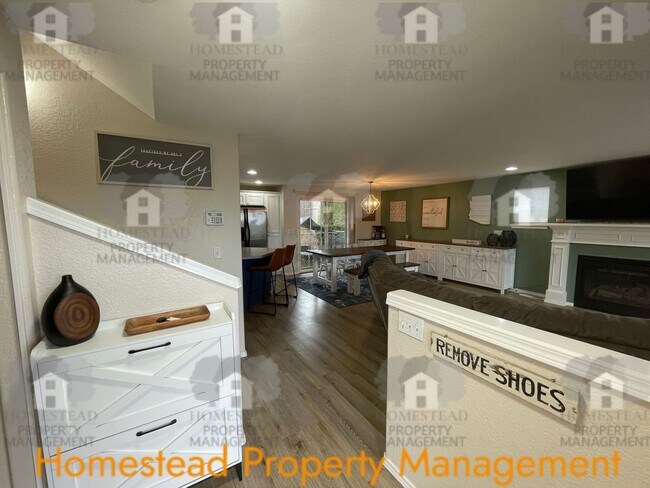 Building Photo - OUTSTANDING SOUTH SALEM LOCATION! HOME WITH A VIEW!