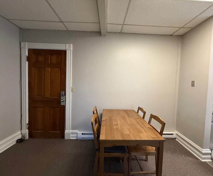 Front entry - 112 W Main St