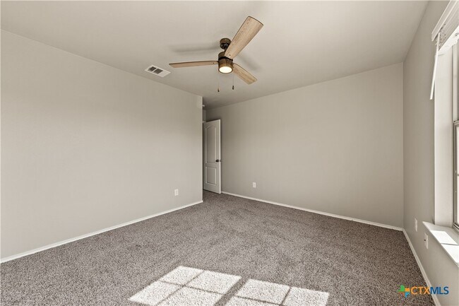 Building Photo - 8424 Starview St