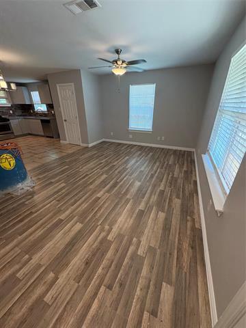 Building Photo - 549 Neomi Ave