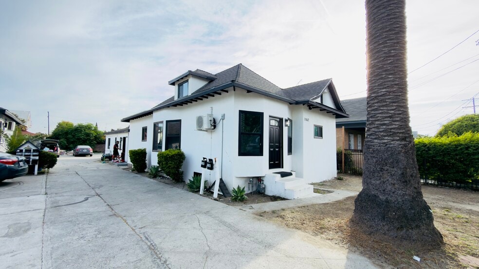 Building Photo - 1162 E 46th St