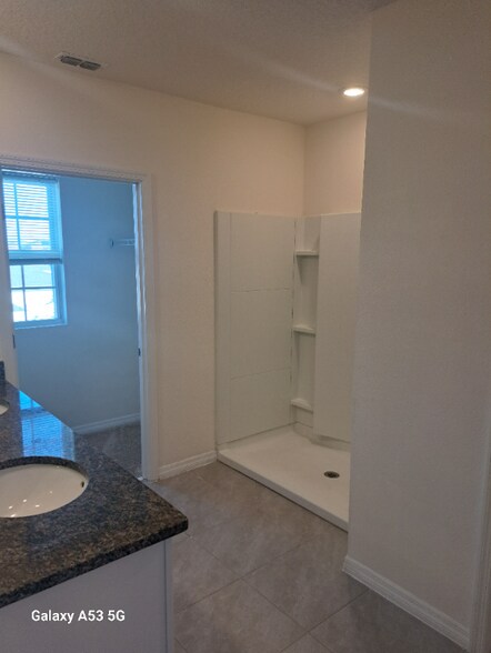 Building Photo - 5331 Timberland Ave