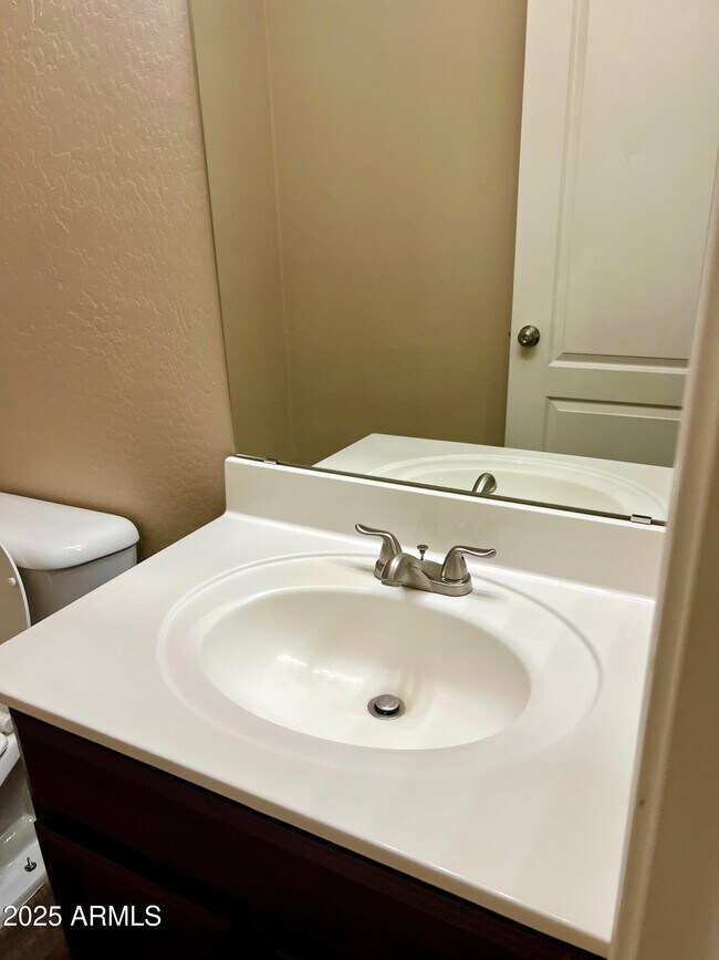 Building Photo - 13007 W Mandalay Ln