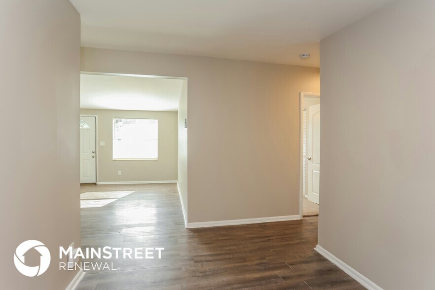 Building Photo - 4653 Haldis Ave