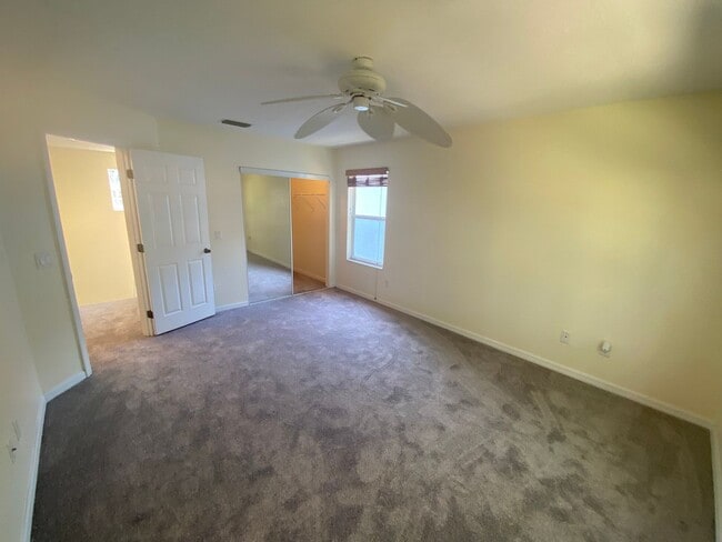 Building Photo - Beautiful, Family & Pet Friendly, 2 Story,...