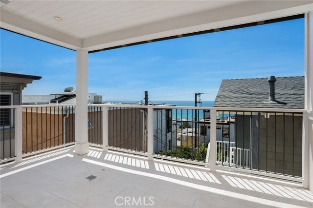 Building Photo - 328 28th St