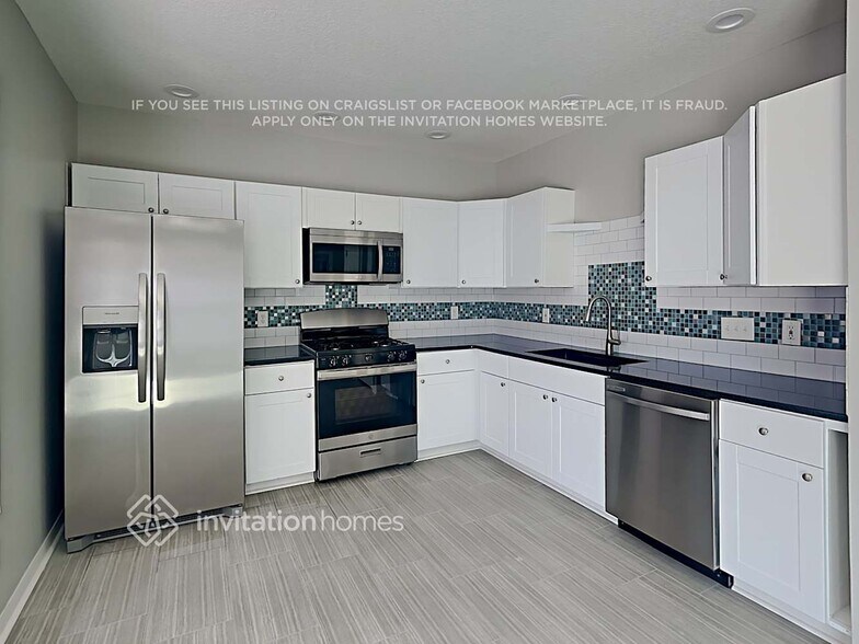 Building Photo - 6266 Crickethollow Dr