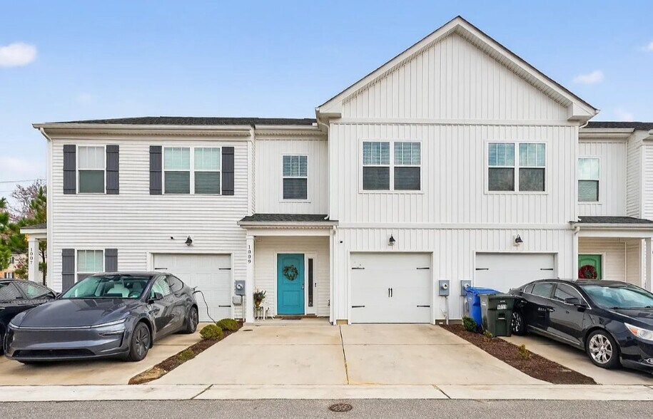 Building Photo - 1009 White Marsh Rd