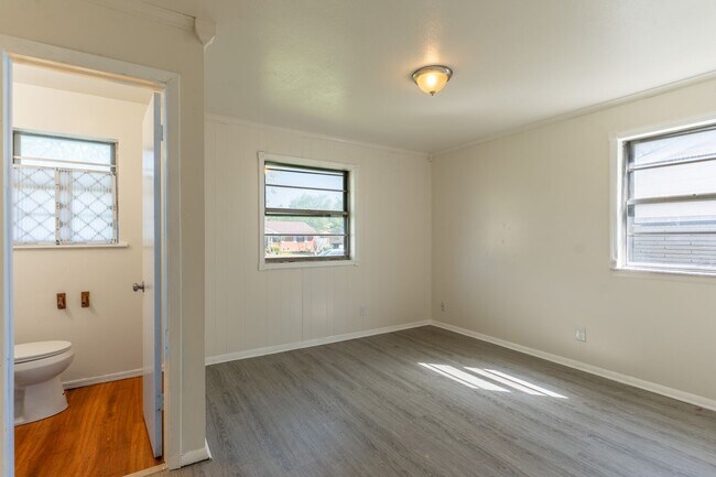 Building Photo - Oklahoma City Rent to Own!