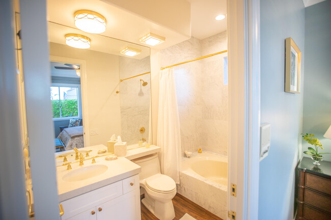Building Photo - 75273 Spyglass Dr