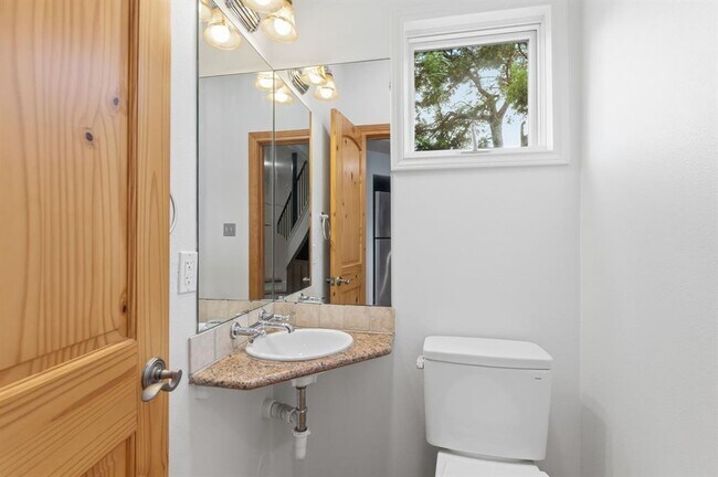 Building Photo - 3801 Mia Tia Cir