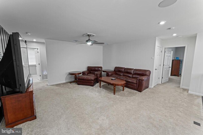 Building Photo - 7810 Bexley Ln