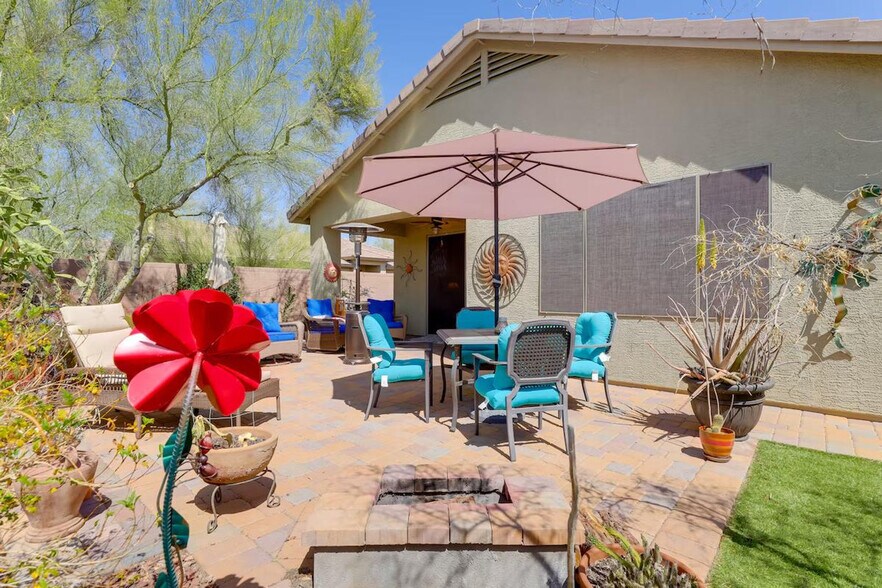 Building Photo - 1749 W Owens Way