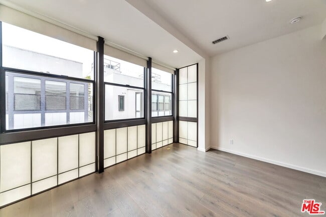 Building Photo - 1824 Redondo Blvd