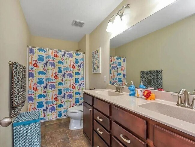 Building Photo - Beautiful 5bed home in apple valley! Dont miss this one!