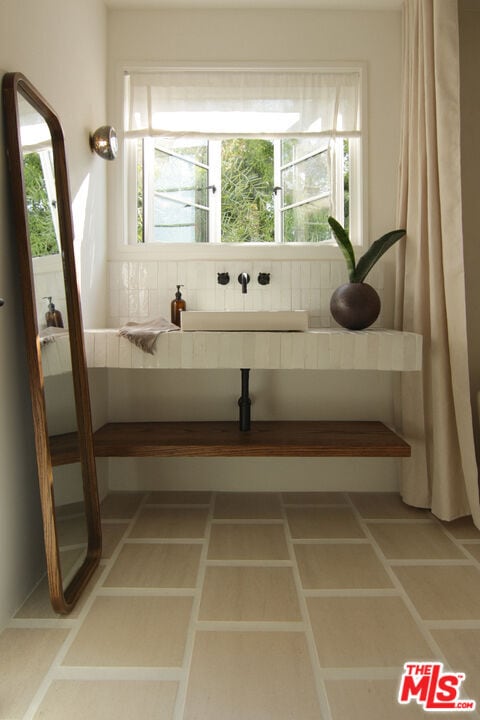 Building Photo - 349 Stowe Terrace