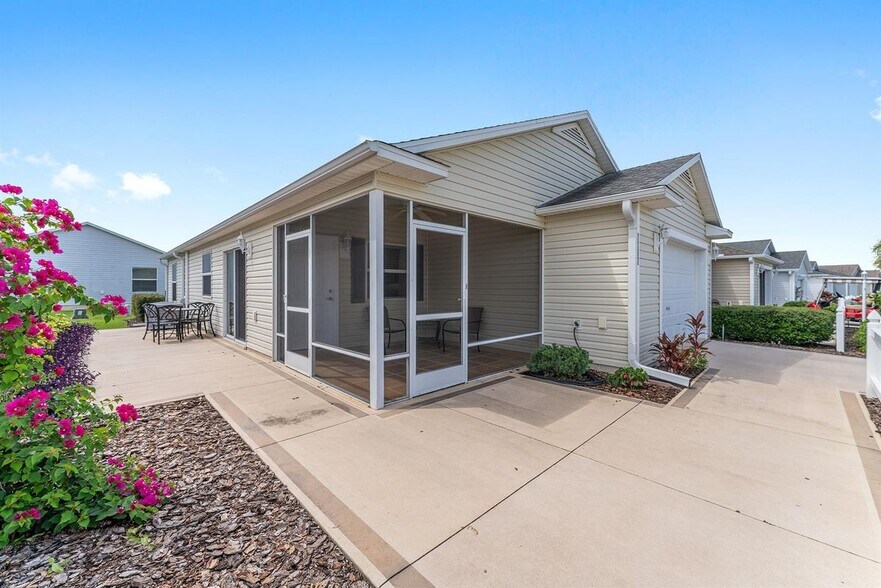 Building Photo - 1382 Viola Ct